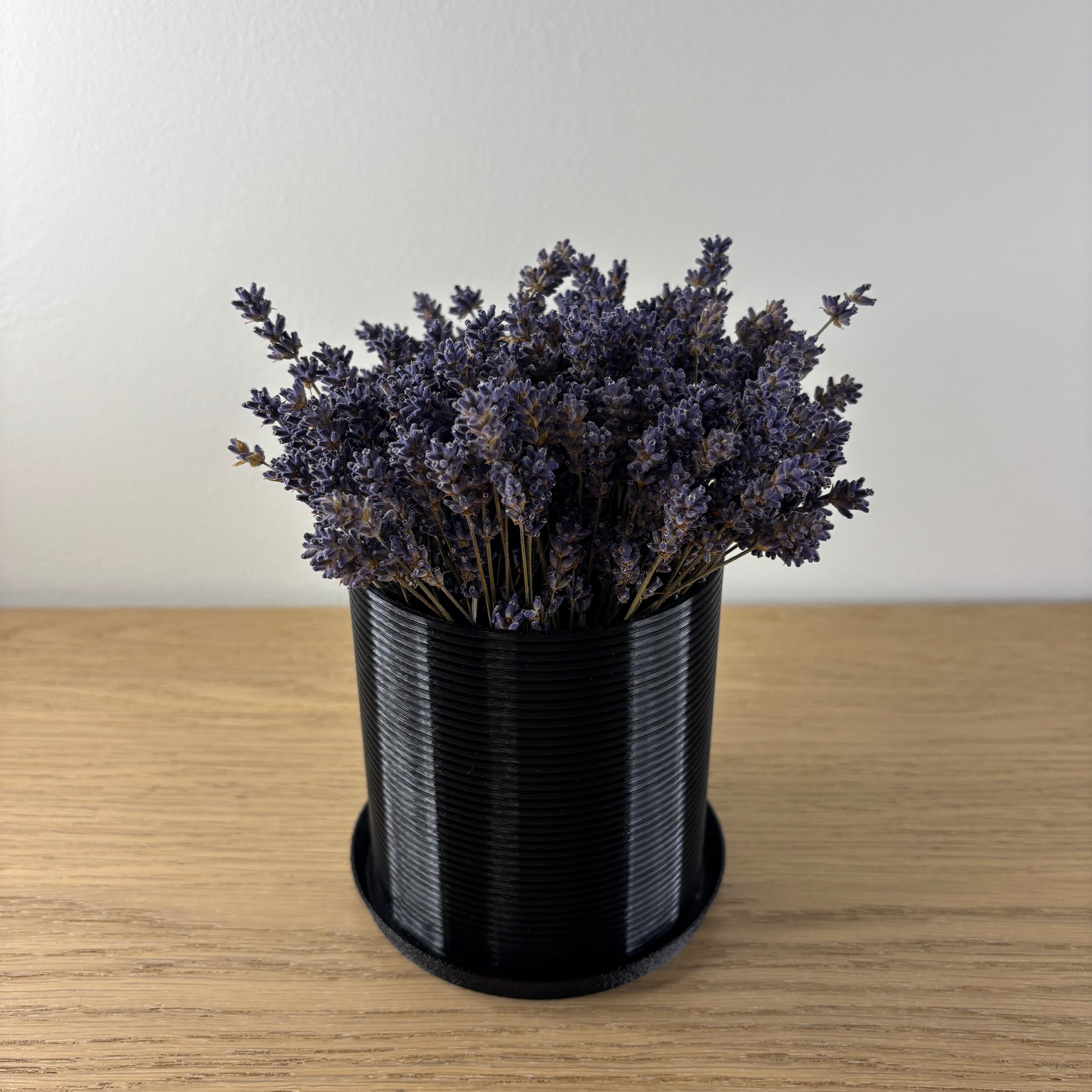 Minimalistický květináč - horizontální vzor