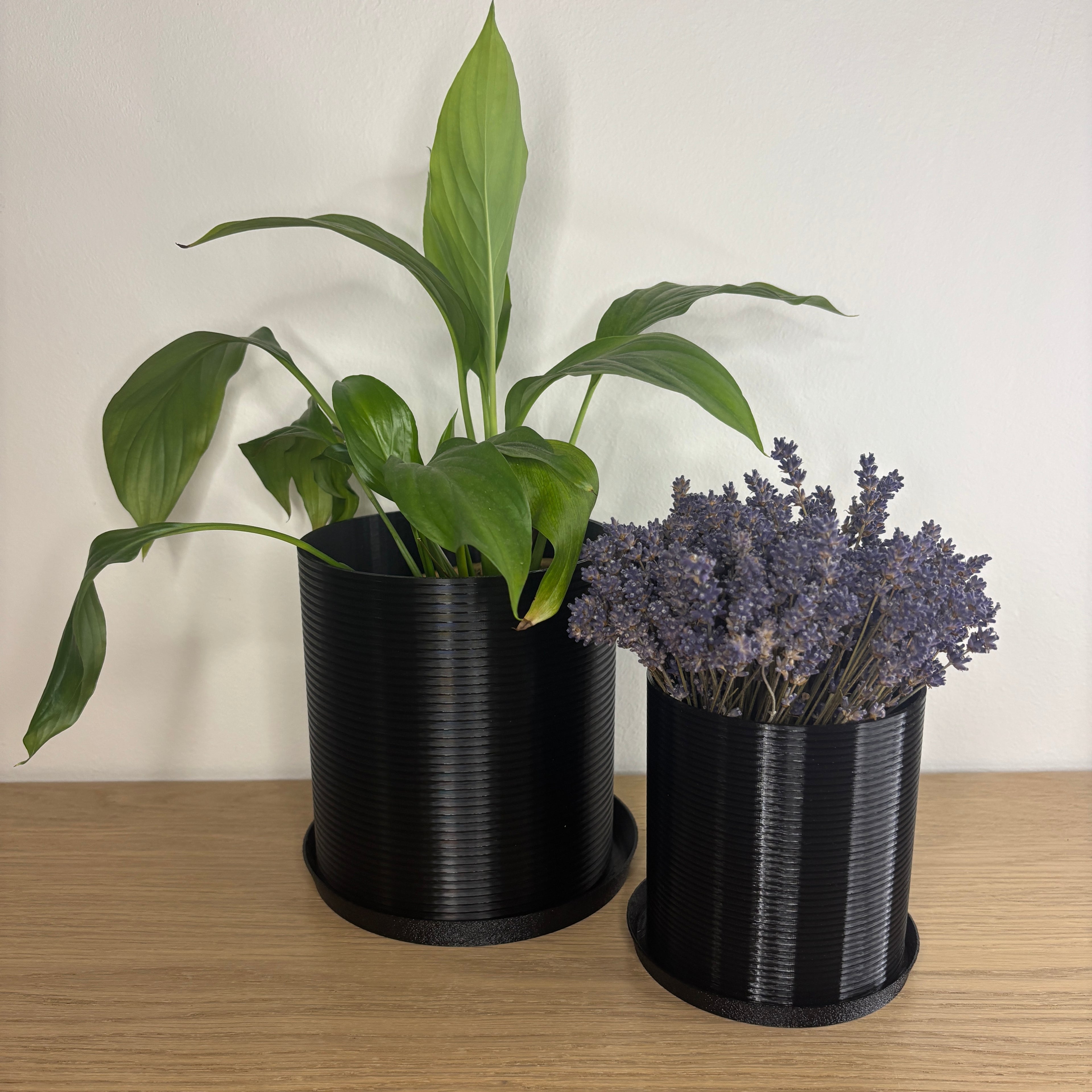 Minimalistický květináč - horizontální vzor